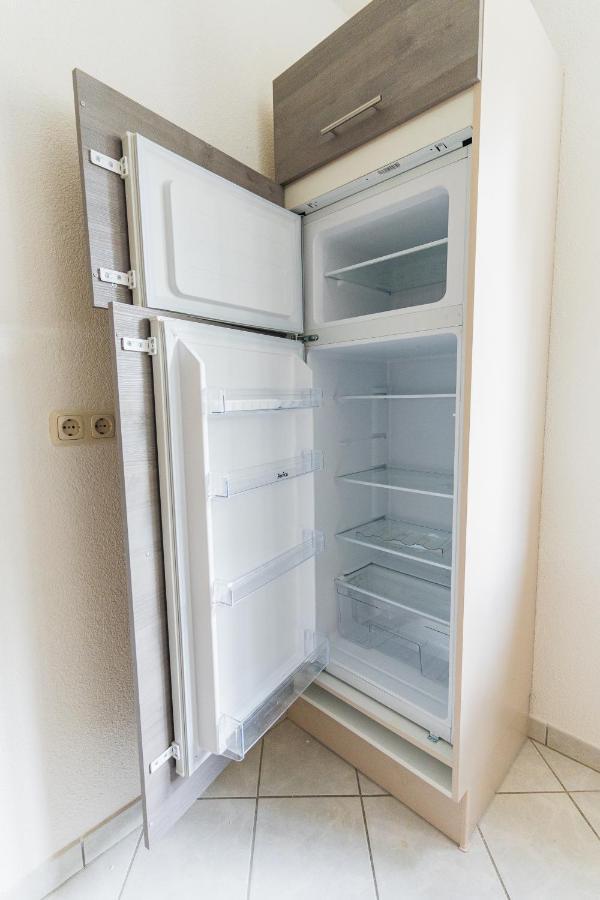 Appartment In Den Weinbergen Bei Mainz - Mit 2X Doppelzimmern, 1X Grosses Wohnzimmer, Bad & Kueche Stadecken-Elsheim Екстер'єр фото