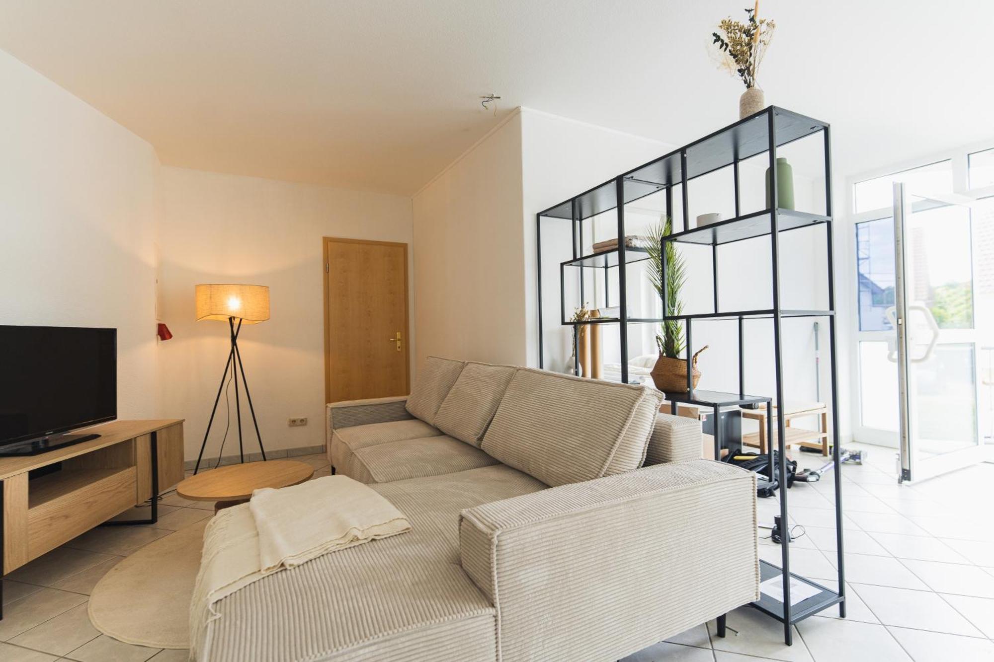Appartment In Den Weinbergen Bei Mainz - Mit 2X Doppelzimmern, 1X Grosses Wohnzimmer, Bad & Kueche Stadecken-Elsheim Екстер'єр фото